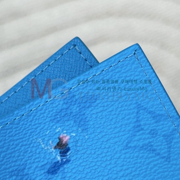 ���̺��� �н���Ʈ Ŀ�� �������� M14875-203
