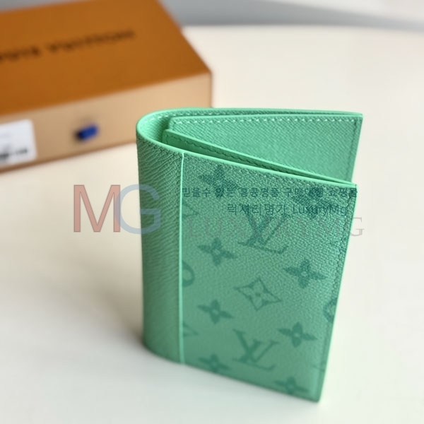 ���̺��� �н���Ʈ Ŀ�� �������� M27654-1