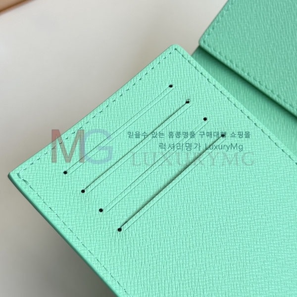 ���̺��� �н���Ʈ Ŀ�� �������� M27654-1