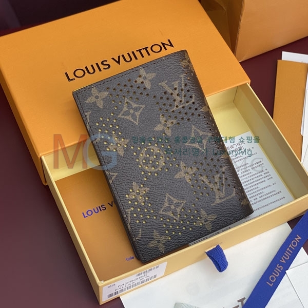 ���̺��� �н���Ʈ Ŀ�� �������� M29285-1