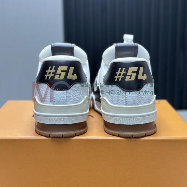 �������� ����*�� ����Ŀ�� LV022705-18