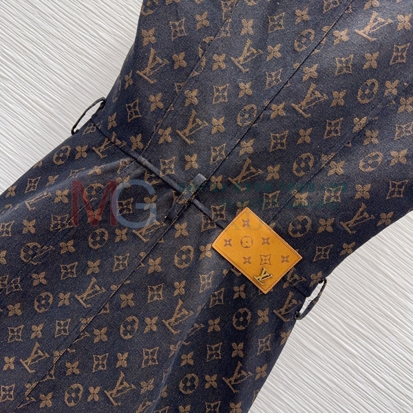 ���� ���̺��� ���ǽ� LV53456457-11