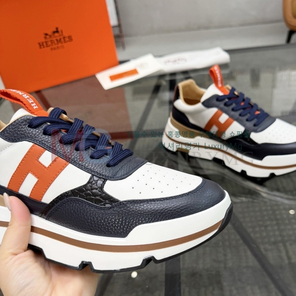 ���� �����޽� �ȭ HR906552-3