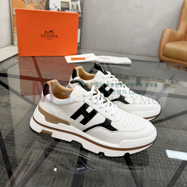 ���� �����޽� �ȭ HR906552