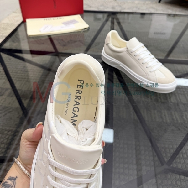 ���� �䷹���� ����Ŀ�� 6F199841