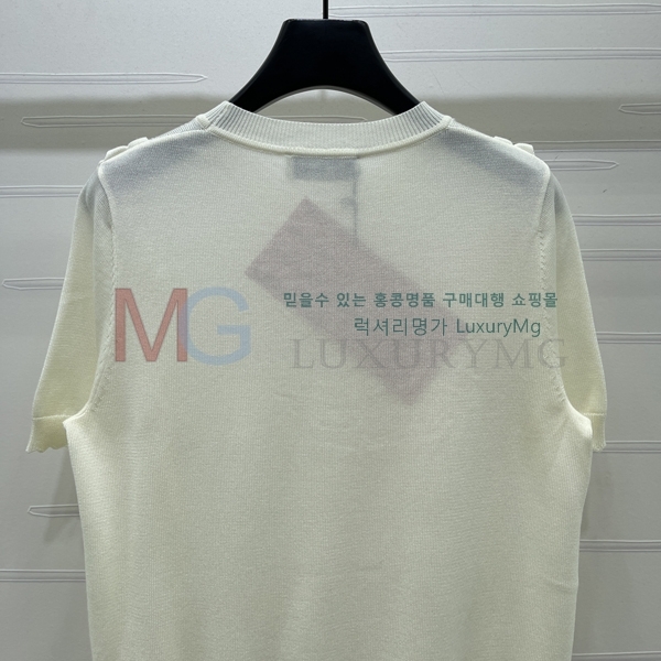 ���� �̿�̿� ���� Ƽ���� MU4564788-2