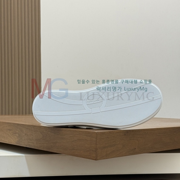 ���� �䷹���� ����Ŀ�� 6F1990226-1