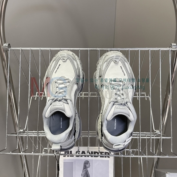 �������� �߷��þư� ����Ŀ�� BA81171-2