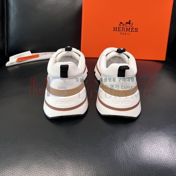 ���� �����޽� �ȭ HR925580-3