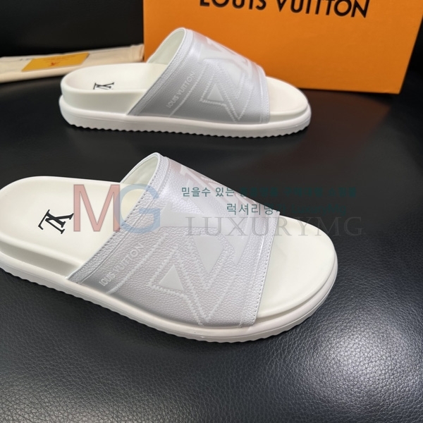 ���� ����*�� ����/������ LV556012-3