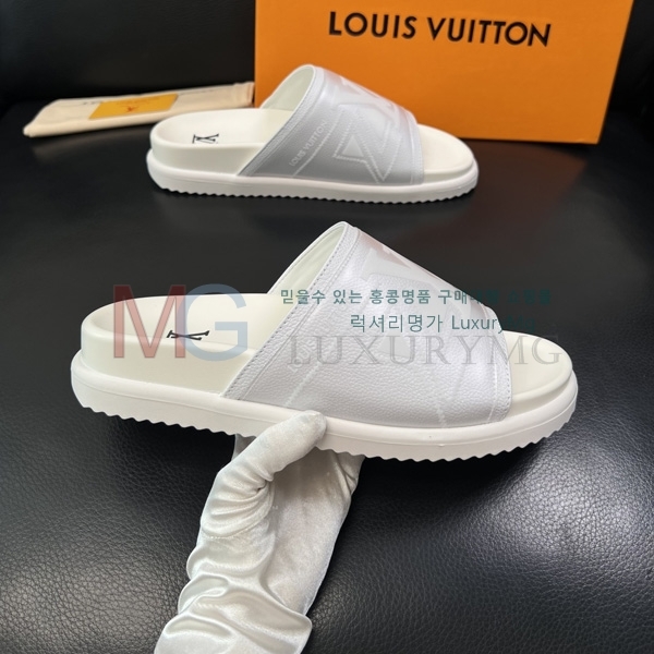 ���� ����*�� ����/������ LV556012-3