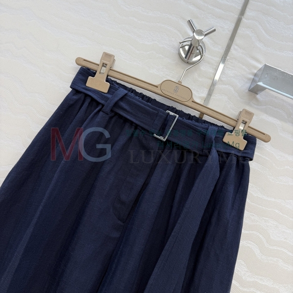 ���� ���ڷ� ��ġ�ڸ� ��ĿƮ BC56759859-2