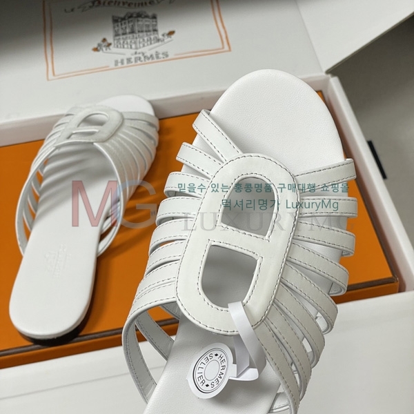 ����*�� ���� HE422506-1