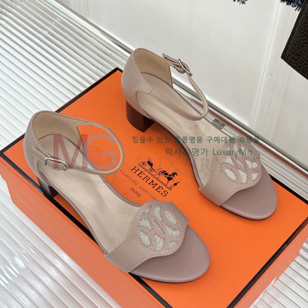 ����*�� ������ ���� HE488703-4