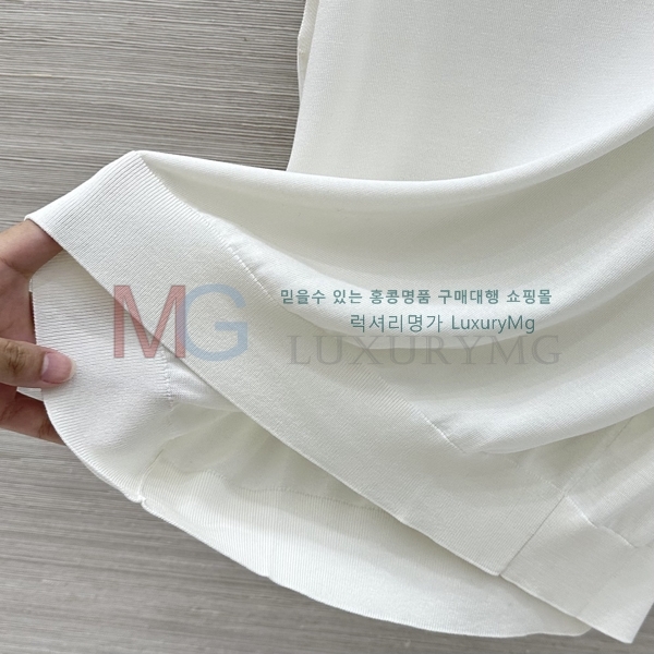 ���� ���ڷ� ��ġ�ڸ� ���� Ƽ���� BC5443780-5