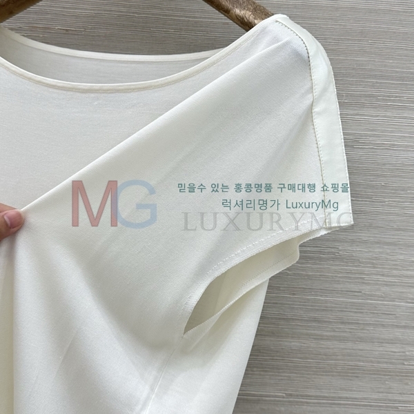 ���� ���ڷ� ��ġ�ڸ� ���� Ƽ���� BC5443780-5
