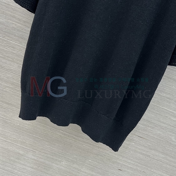 ���� ���ڷ� ��ġ�ڸ� ���� Ƽ���� BC23053-7