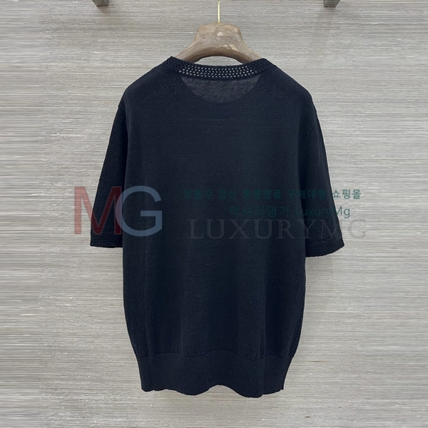 ���� ���ڷ� ��ġ�ڸ� ���� Ƽ���� BC23053-7