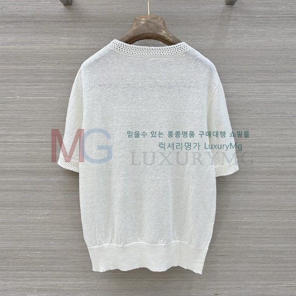 ���� ���ڷ� ��ġ�ڸ� ���� Ƽ���� BC23053-9
