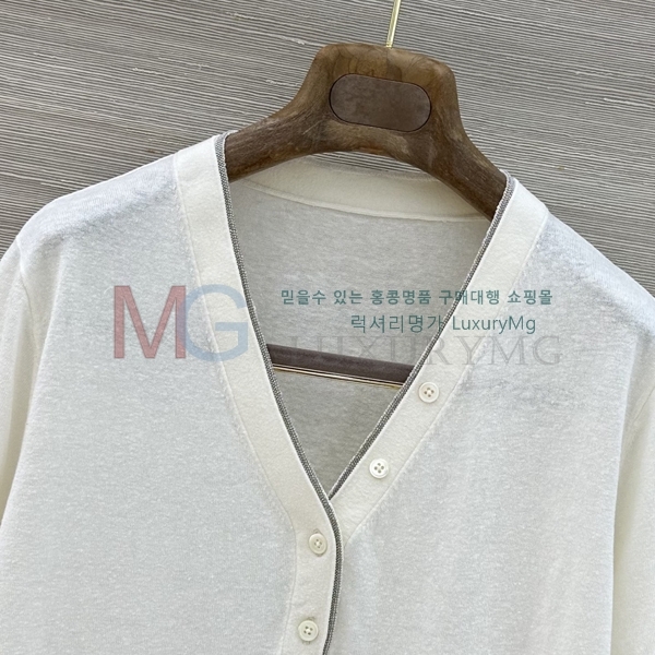 ���� ���ڷ� ��ġ�ڸ� ���� Ƽ���� BC23053-3