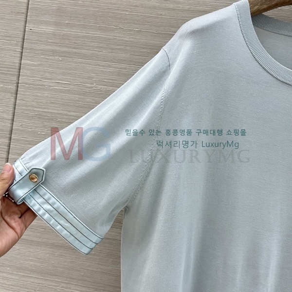 ���� ���ڷ� ��ġ�ڸ� ���� Ƽ���� BC5443780-2