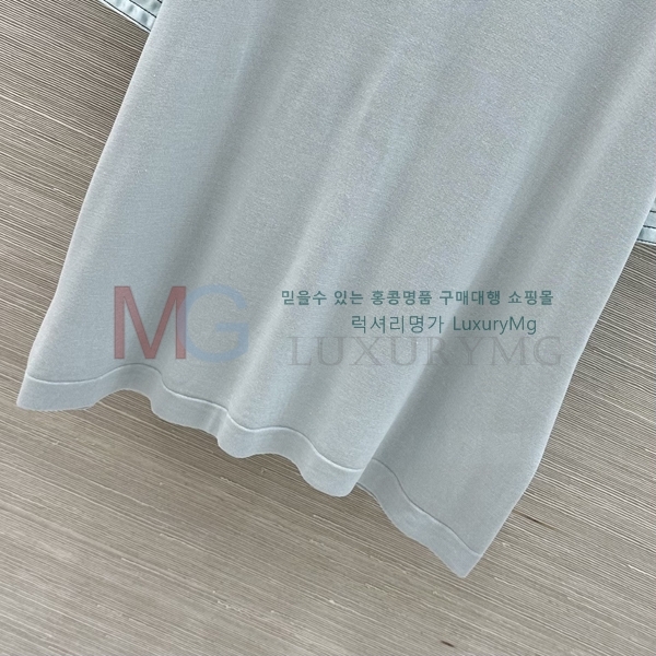 ���� ���ڷ� ��ġ�ڸ� ���� Ƽ���� BC5443780-2