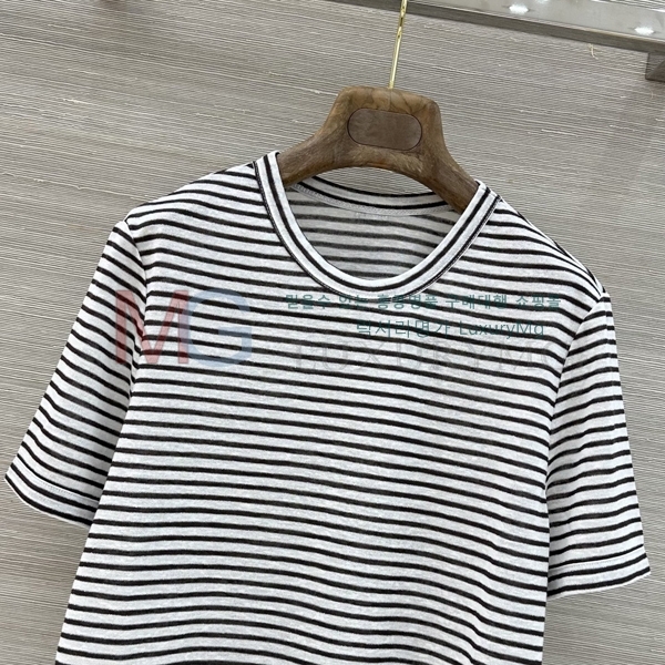���� ���ڷ� ��ġ�ڸ� ���� Ƽ���� BC23053-10