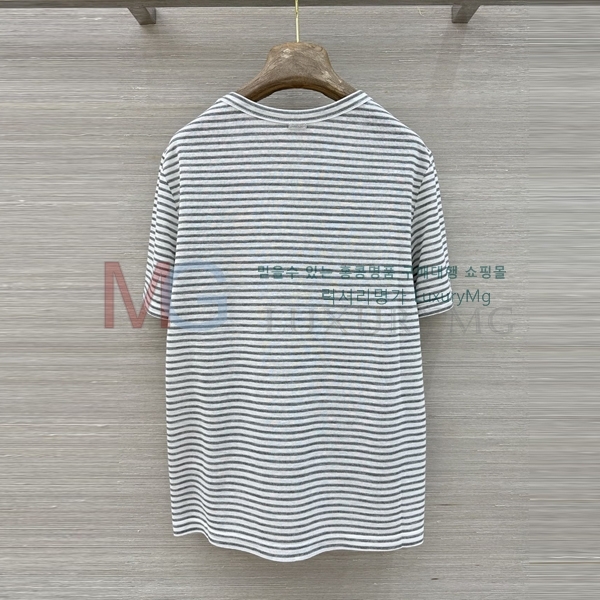 ���� ���ڷ� ��ġ�ڸ� ���� Ƽ���� BC23053-11
