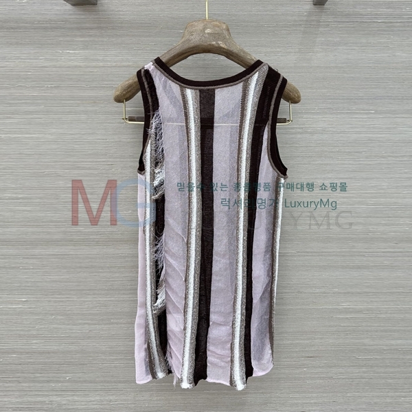���� �ο��� �μҸ� LOW244574-4