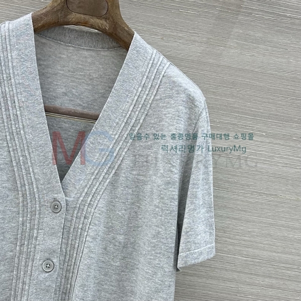 ���� ���ڷ� ��ġ�ڸ� ���� Ƽ���� ����� BC2346477-4