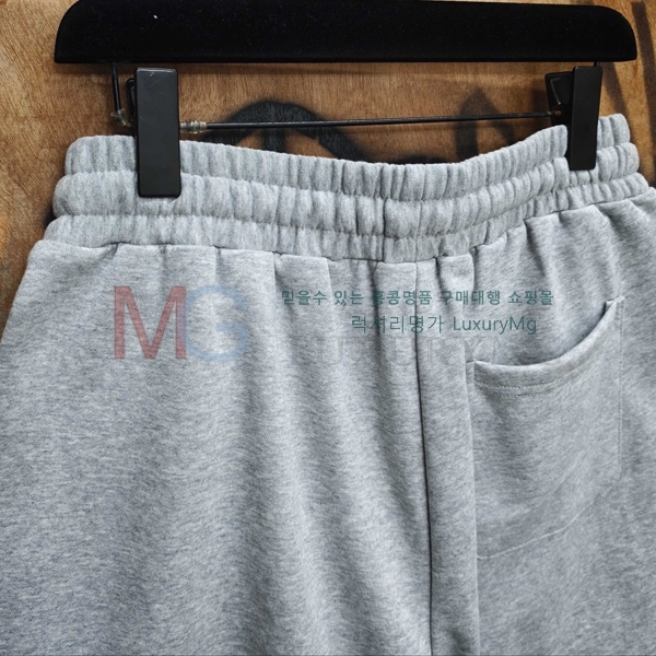 ���� ũ������ �ݹ��� 23436296-1