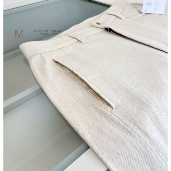 ���� ���ڷ� ��ġ�ڸ� ���� 23436427