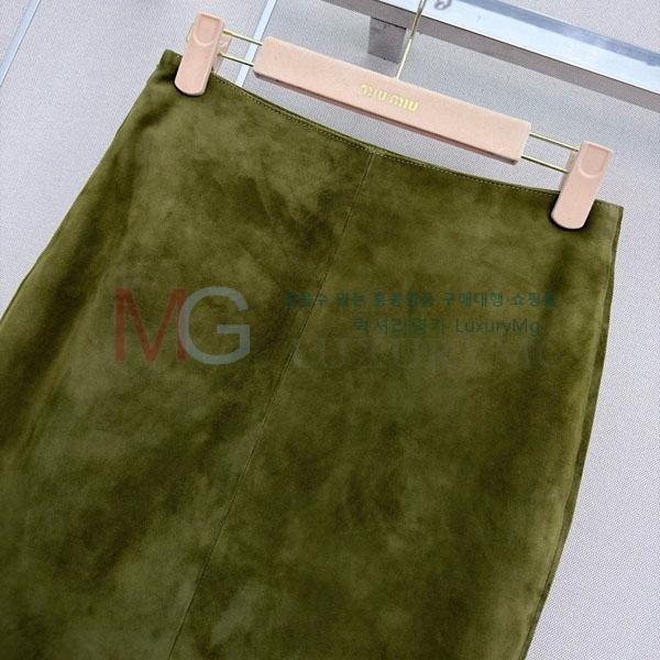 ���� �̿�̿� ��ĿƮ MIU4356435-3