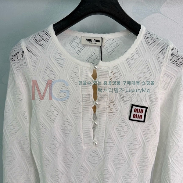 ���� �̿�̿� ���ǽ� MIU4356435-4