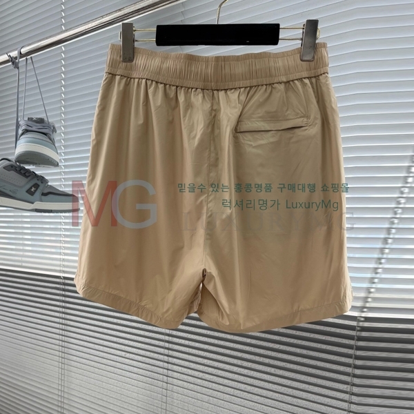���� ���ڷ� ��ġ�ڸ� �ݹ��� 23436426