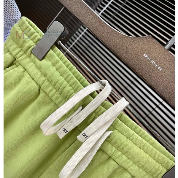 ���� �߷��þư� �ݹ��� 23436557