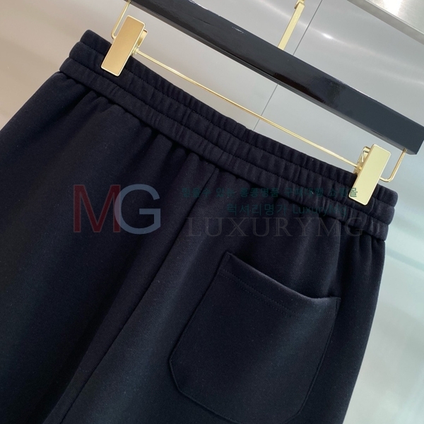 ���� ���̺��� �ݹ��� 23436455