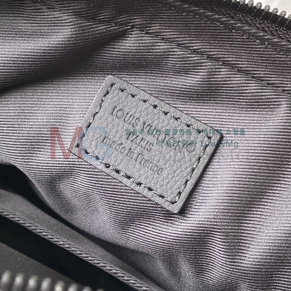 ���̺��� Ʈ���� �޽����� M26713-1