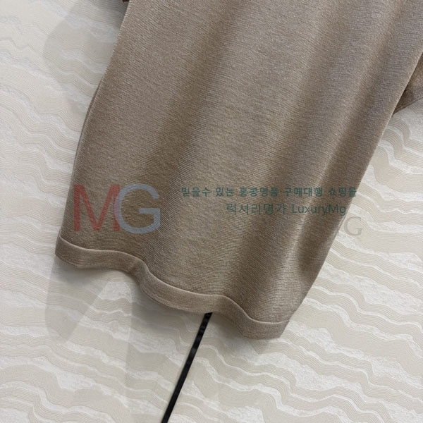���� ���ڷ� ��ġ�ڸ� ���� Ƽ���� BC463066-2