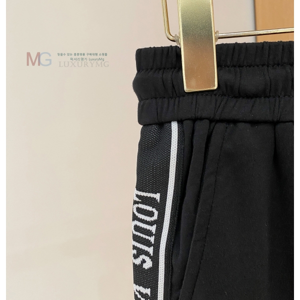 ���� ���̺��� �ݹ��� 23436573