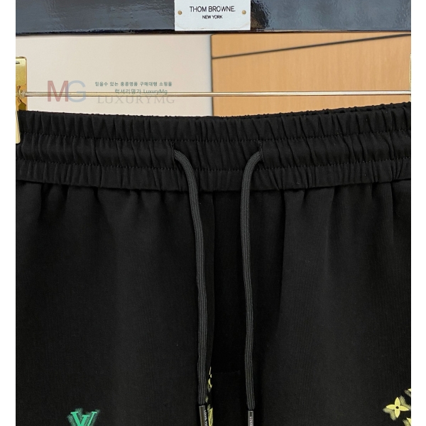 ���� ���̺��� �ݹ��� 23436574