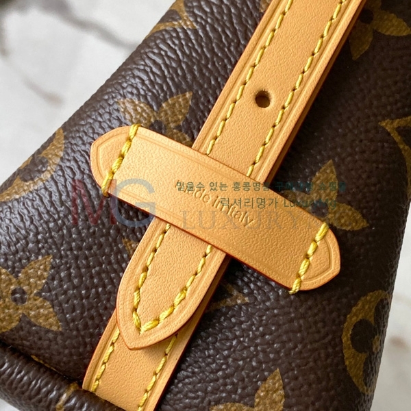 ���̺��� ĳ���� �̴�  M2A711-50