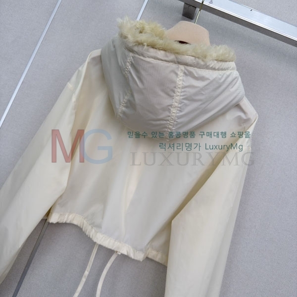 ���� �̿�̿� ���� MU4356032-4