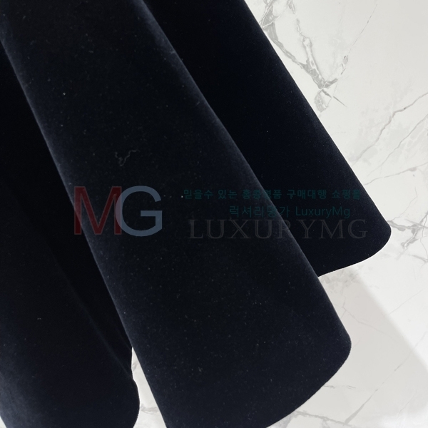 ���� �̿�̿� ���ǽ� MIU340232-17