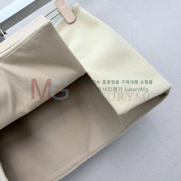 ���� �̿�̿� ��ĿƮ MU087965-17
