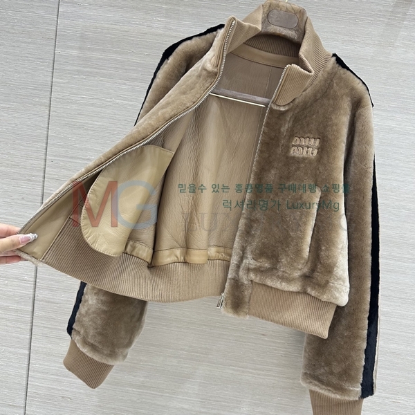 ���� �̿�̿� Ŭ���� �� �ٿ� ���� MIU45602224-2